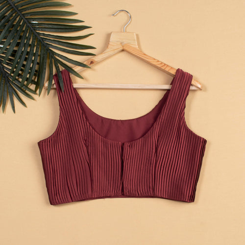Blusa de satén plisado granate