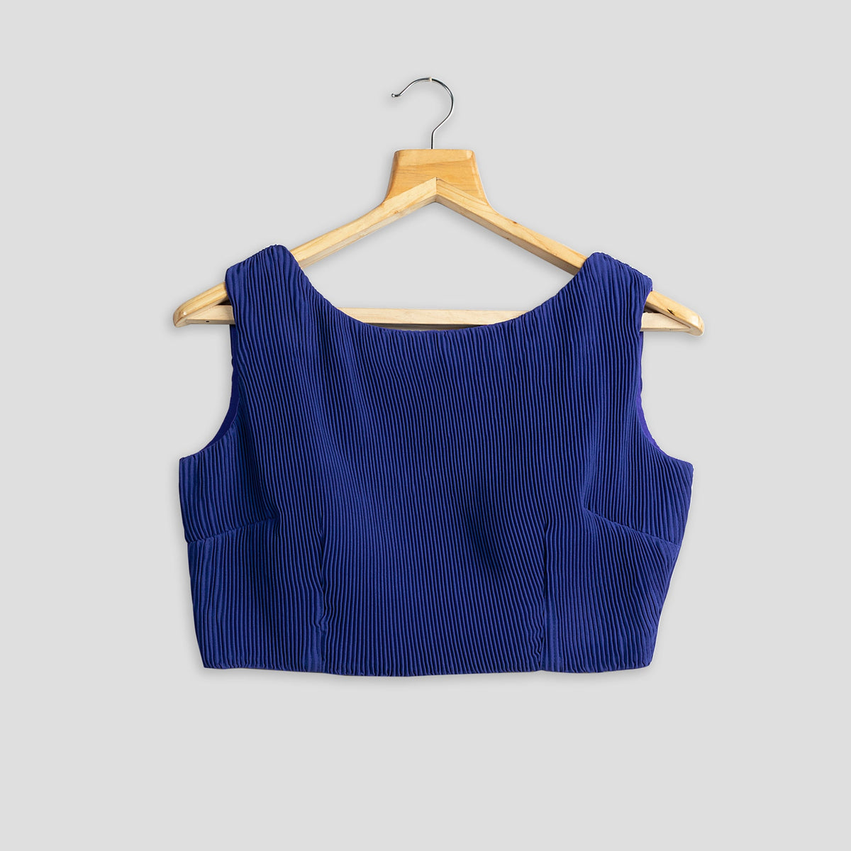 Blusa plisada azul real