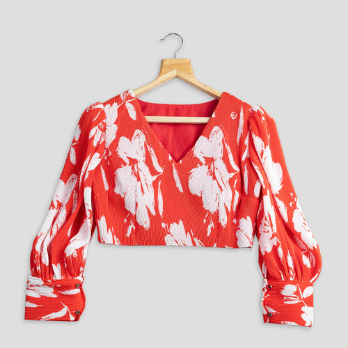 Blusa plisada floral rojo escarlata
