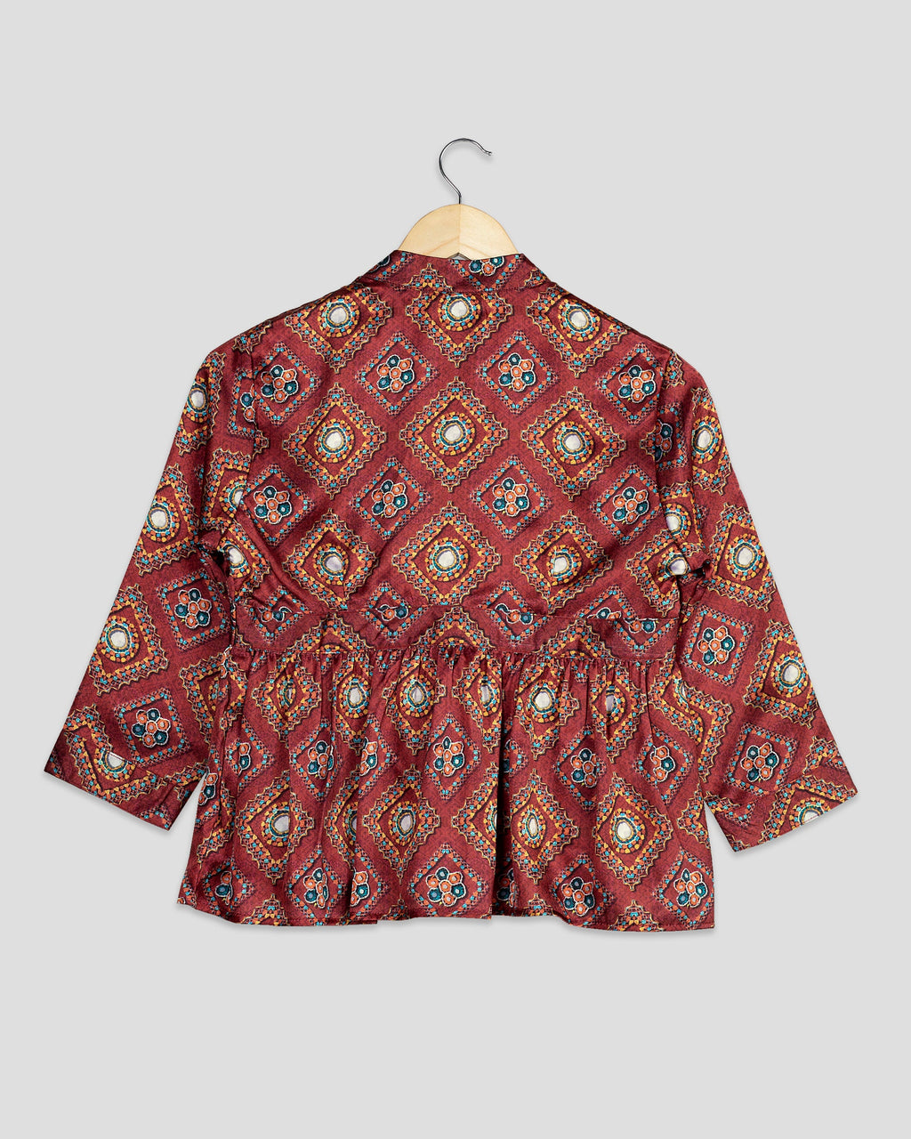 Chaqueta de mujer granate con estampado Gamthi