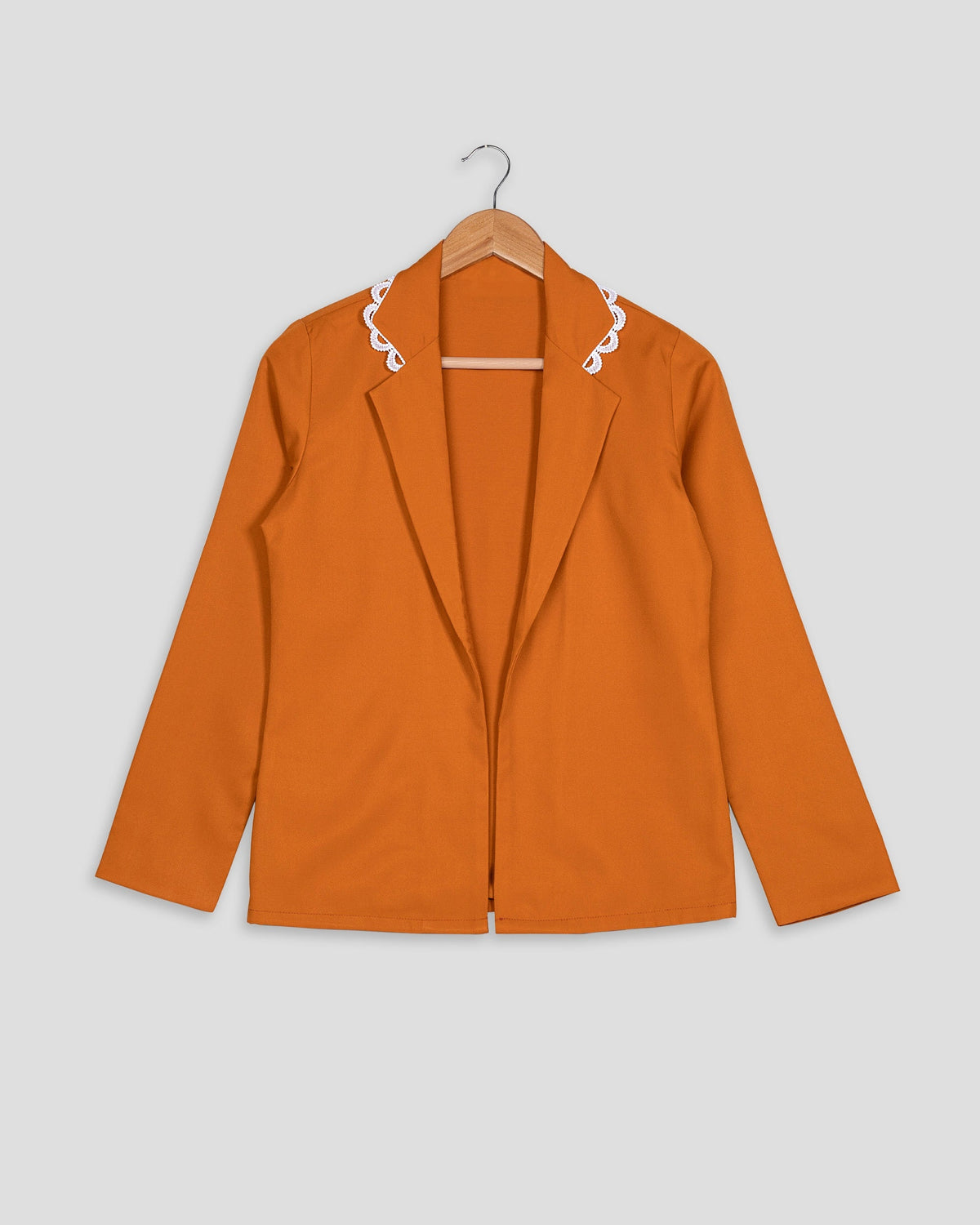 Chaqueta de mujer marrón caramelo de crepé Butter