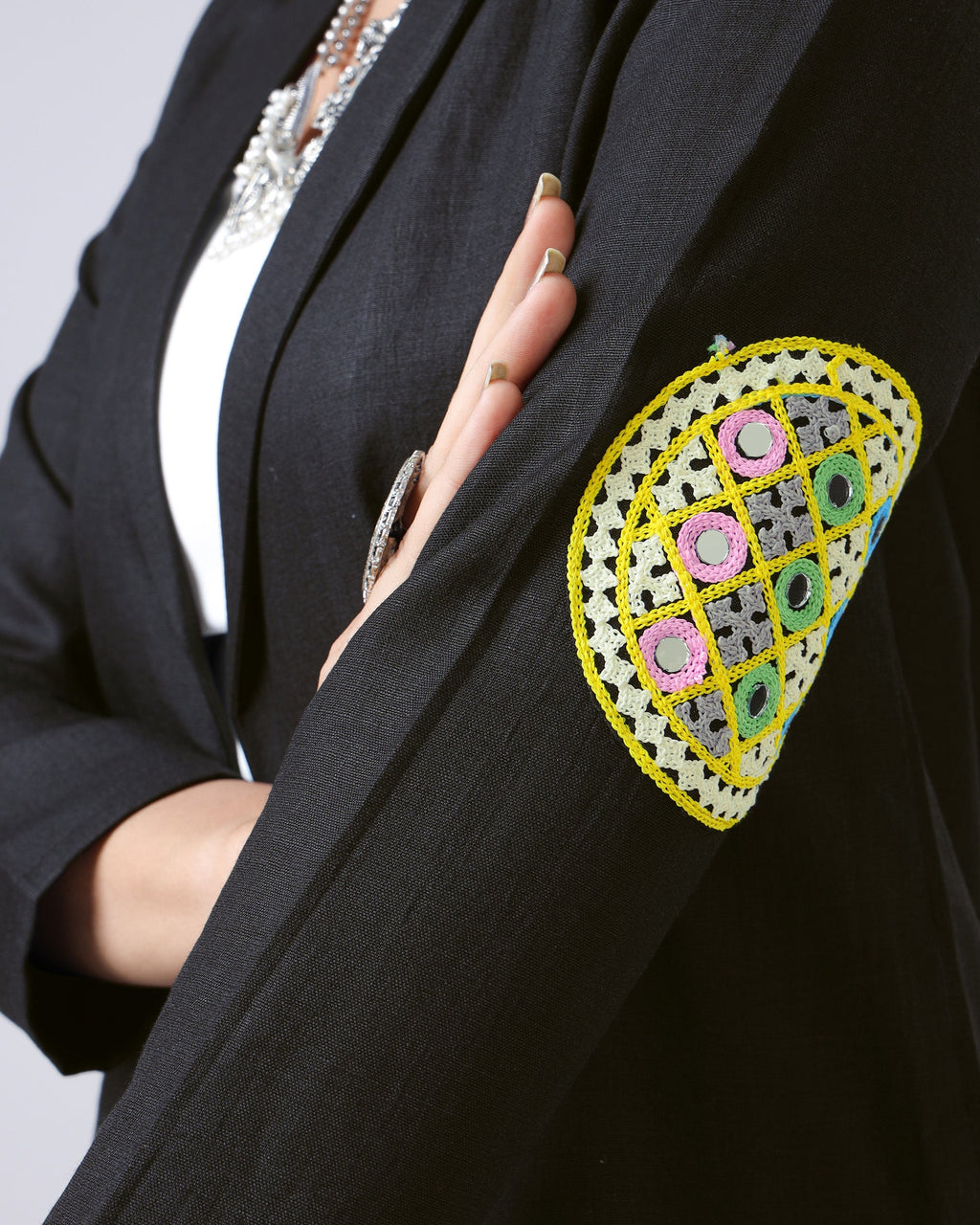 Chaqueta de mujer negra de patchwork