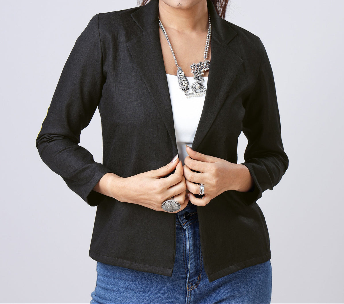 Chaqueta de mujer negra de patchwork
