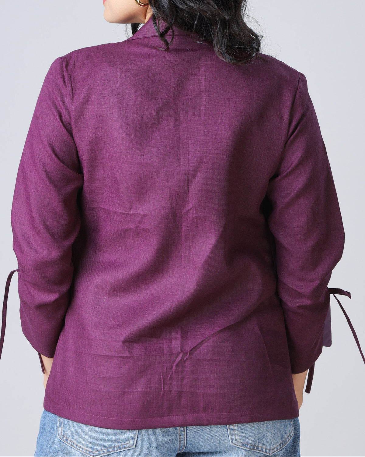 Chaqueta de mujer morado vino con puños remangados