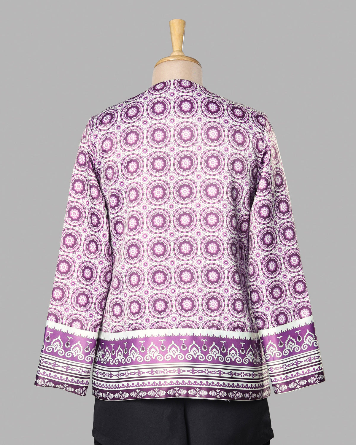 Chaqueta de fiesta morada de satén charmeuse