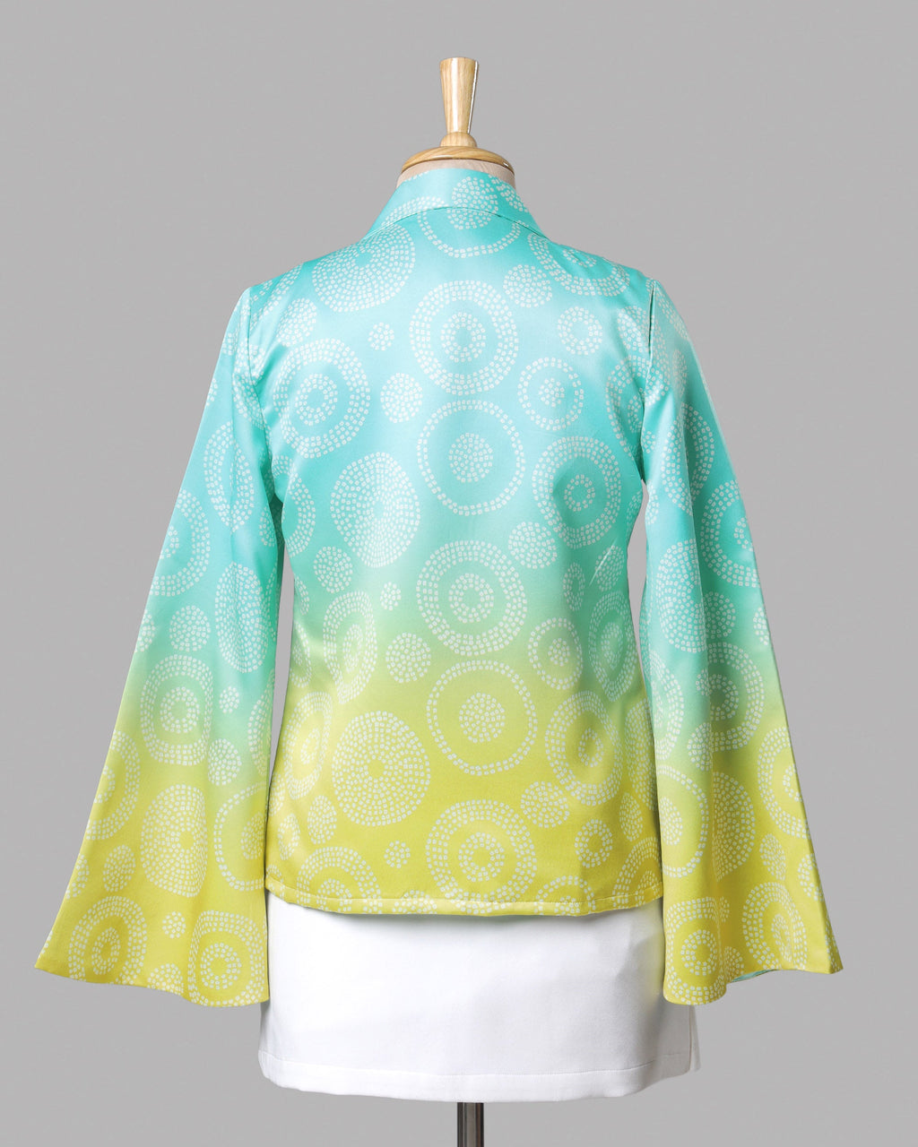 Chaqueta de mujer de satén azul