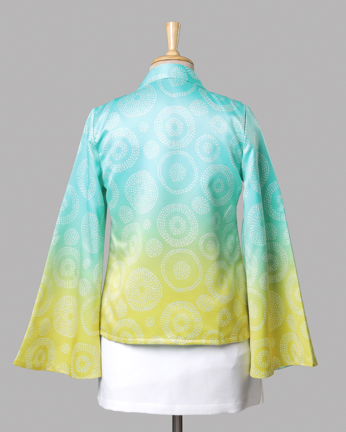 Chaqueta de mujer de satén azul